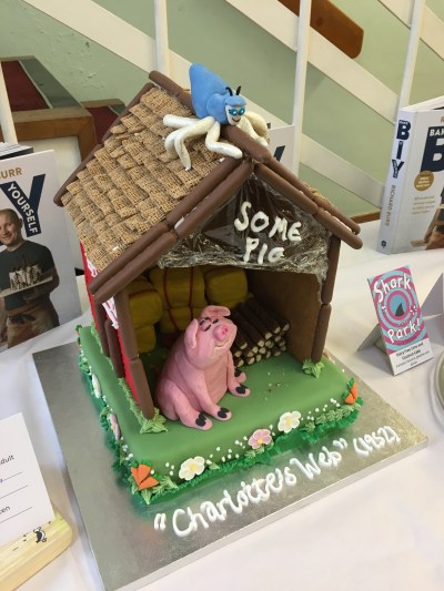 Charlotte's Web cake