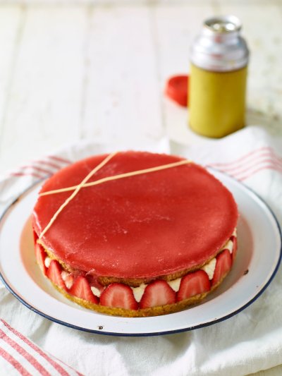 Fraisier cake