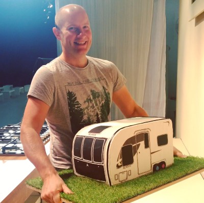 caravan-cake