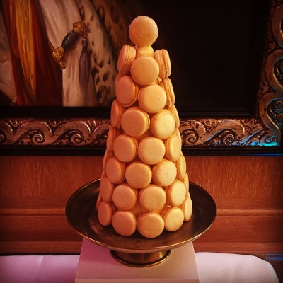 macaron-tower